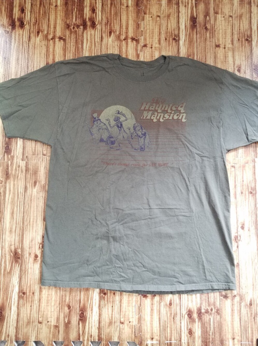 Disney Parks Haunted Mansion Green Shirt Men's 2XL Hitchhiking Ghosts Halloween